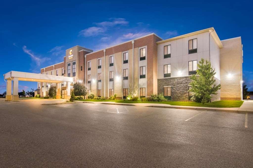 Comfort Suites Rensselaer Eksteriør billede
